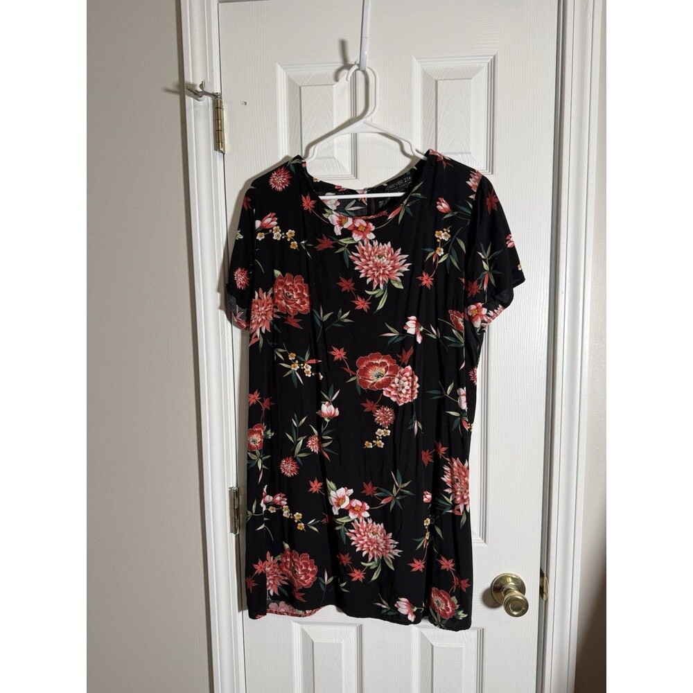 Forever 21 Plus Black Floral Shift Dress Short Sleeve Womens Size 2X NWOT - Picture 3 of 8